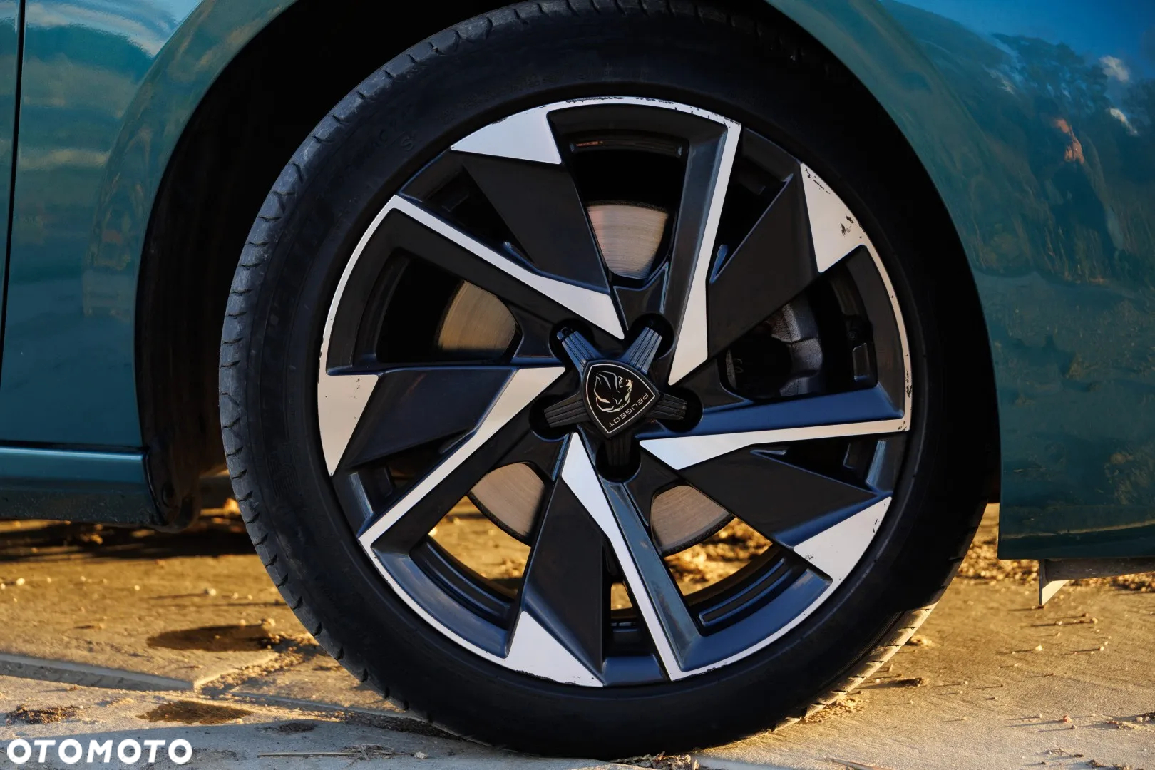 Peugeot 308 1.5 BlueHDi Allure Pack S&S EAT8 - 8