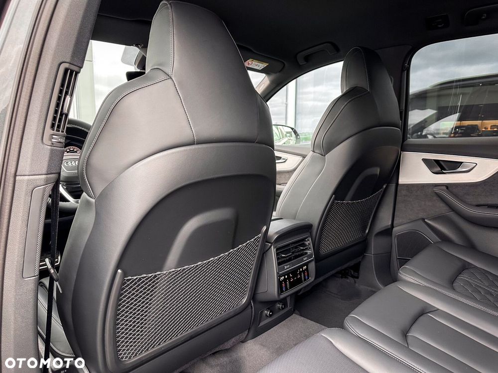 Audi Q7 - 38