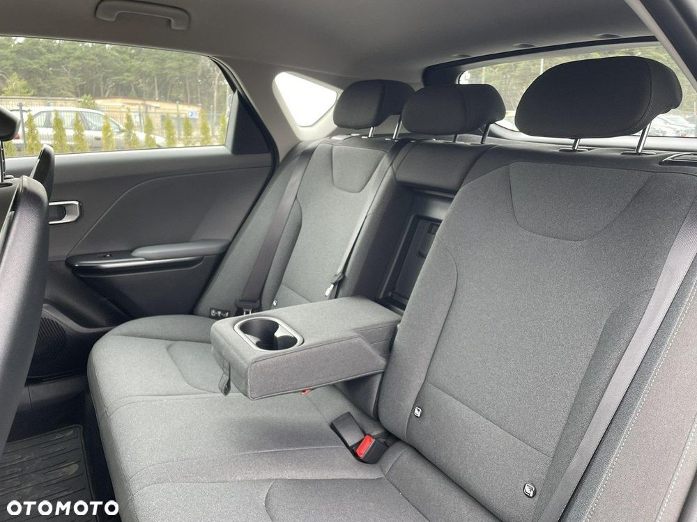 Kia K4 - 16