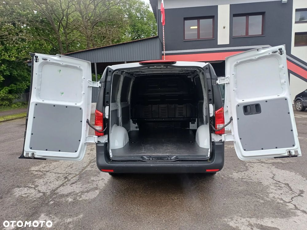 Mercedes-Benz Vito - 20