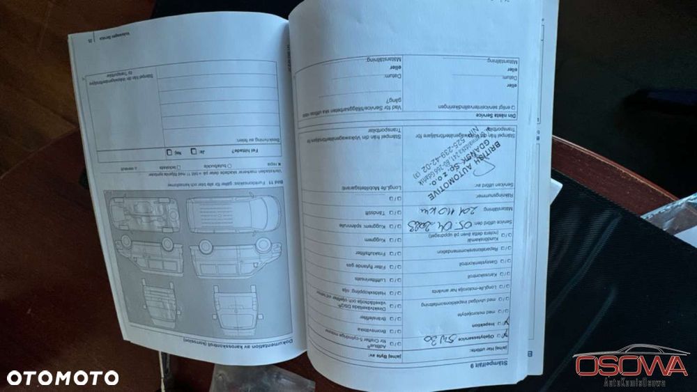 Volkswagen Multivan - 30