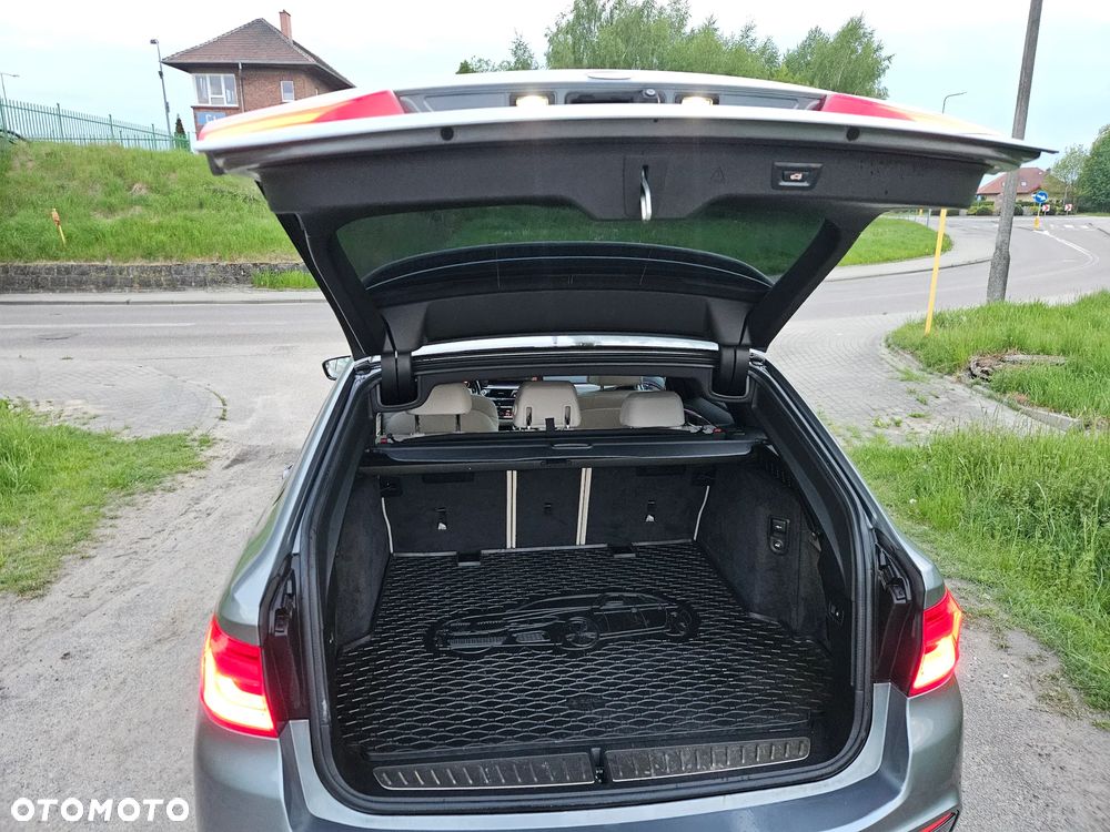 BMW Seria 5 520d xDrive Sport - 15