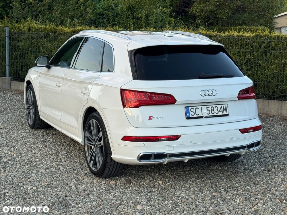 Audi SQ5 - 30