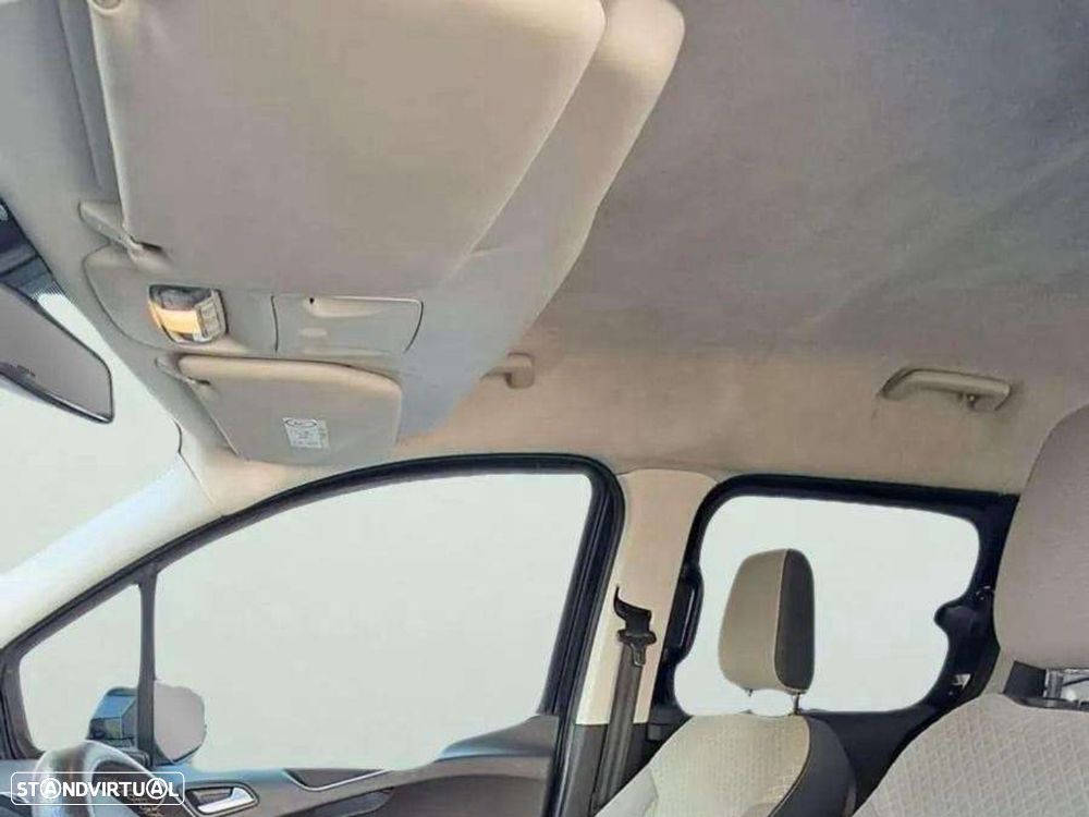 Ford Tourneo Courier 1.0 EcoBoost Titanium - 12