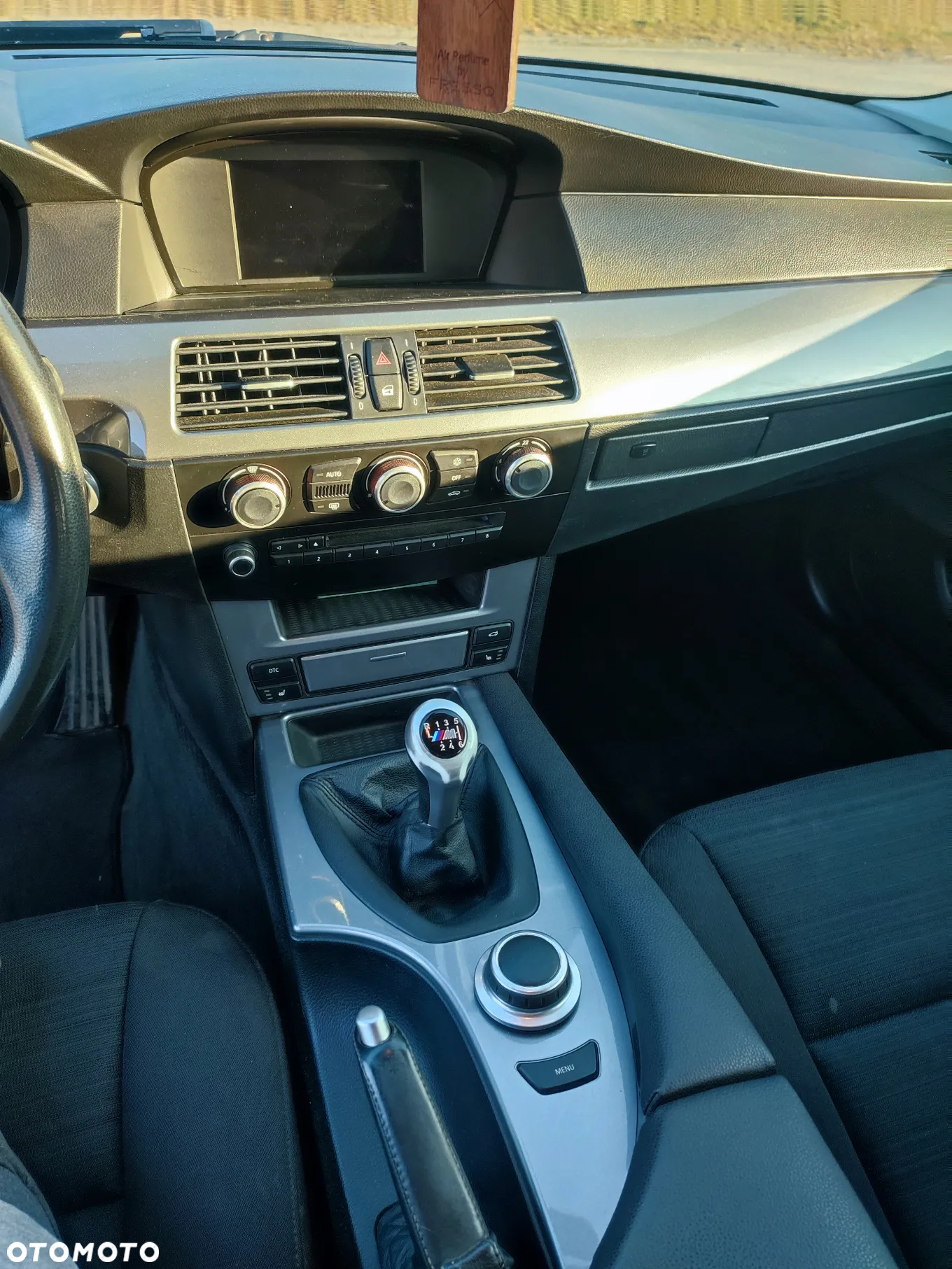 BMW Seria 5 520d Touring - 25