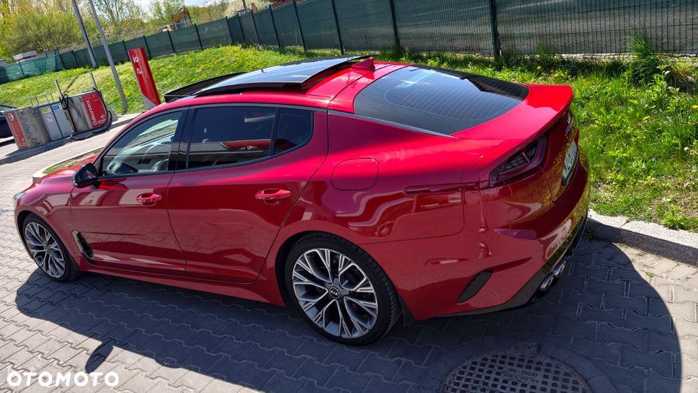 Kia Stinger 2.0 T-GDI GT Line - 12