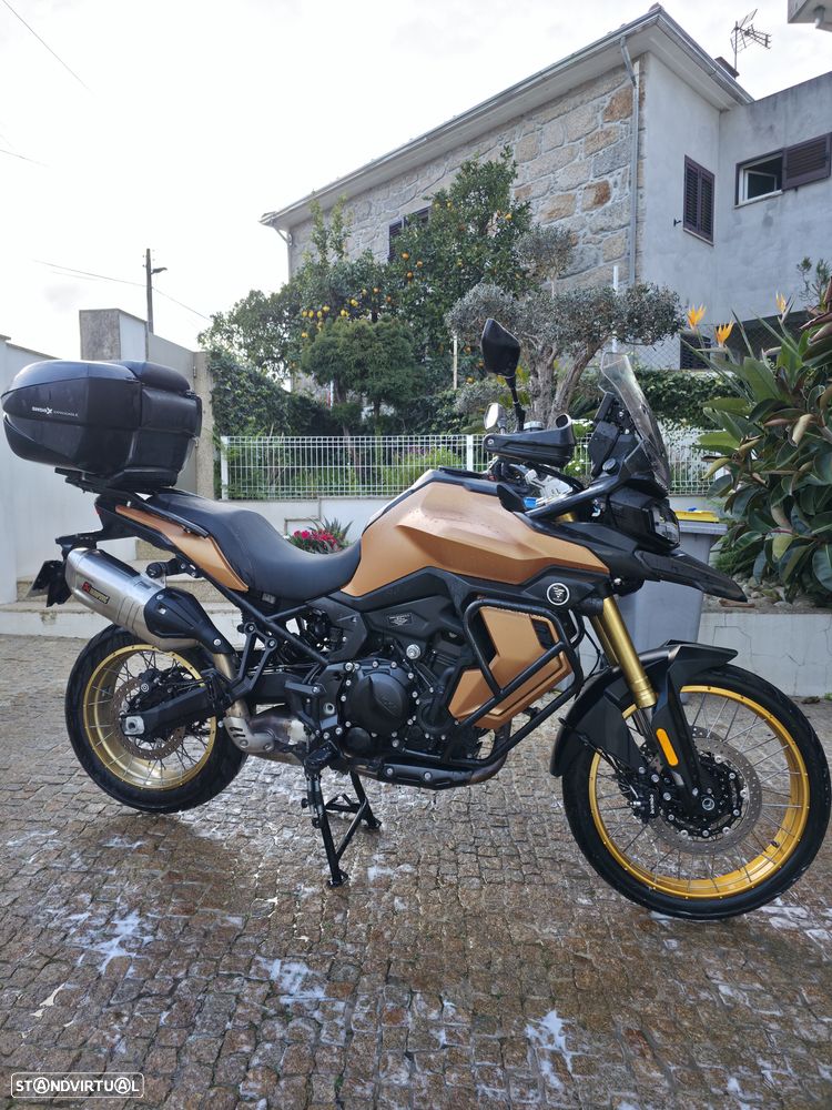 Voge 900DSX - 1
