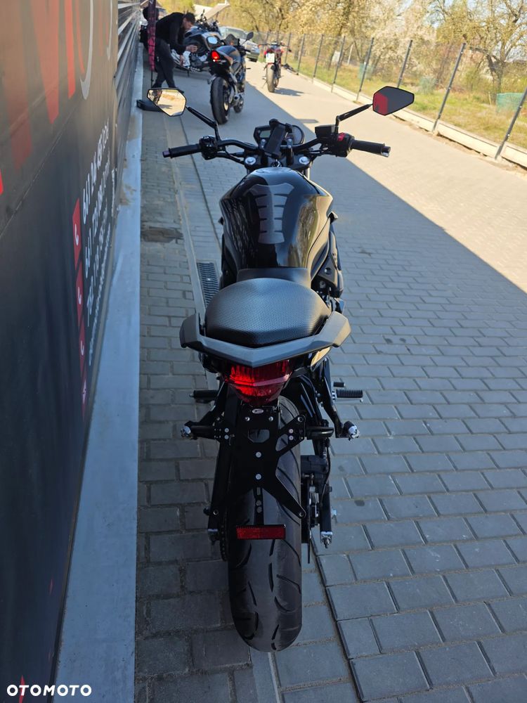 Yamaha XJ - 19