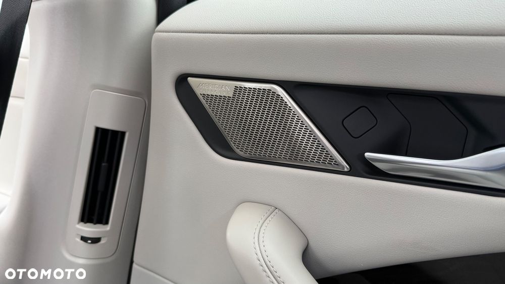 Jaguar I-Pace EV400 AWD HSE - 8