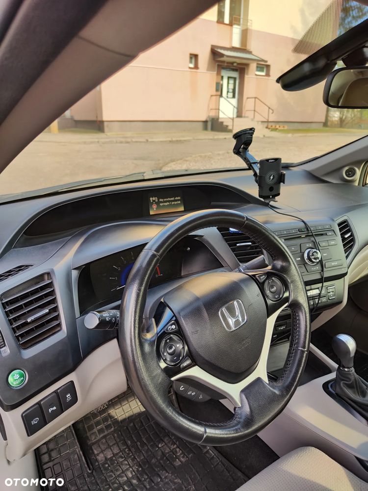 Honda Civic 1.8 Executive EU6 - 8