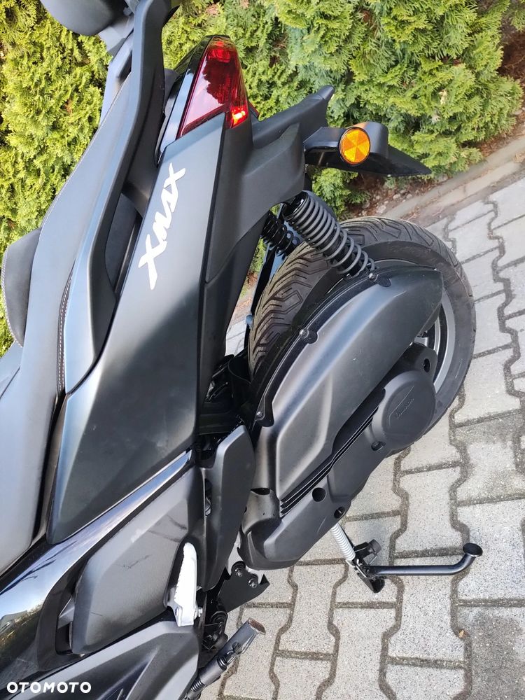 Yamaha X-max - 15