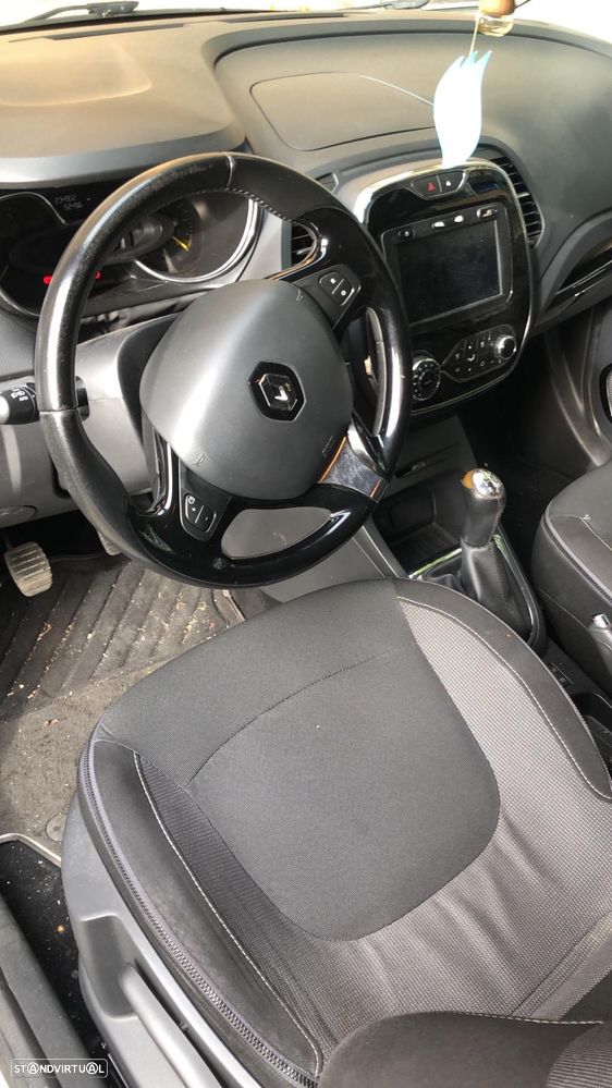 Renault Captur 1.5 dCi - 6