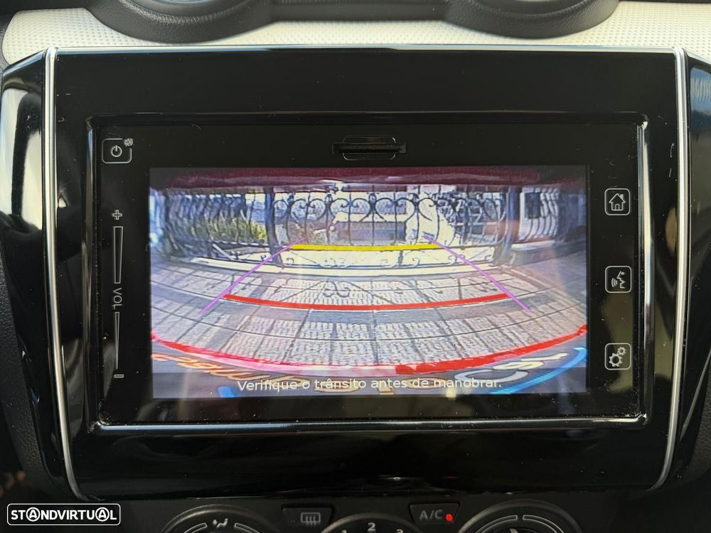 Suzuki Swift 1.2 Mild Hybrid GLX - 26