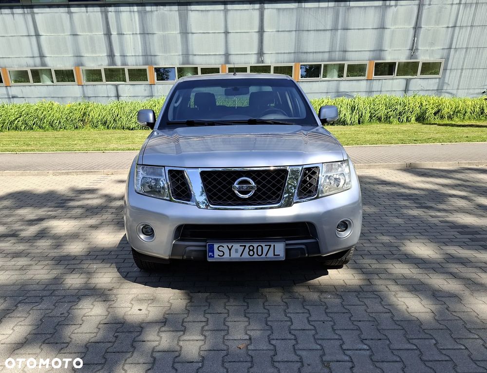 Nissan Navara - 2