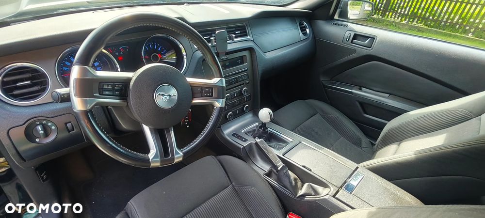 Ford Mustang - 12