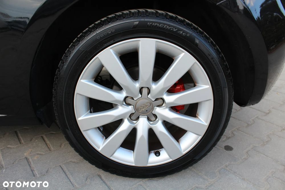 Audi A1 3-drzwiowe 1.4 TFSI S tronic S line edition - 13