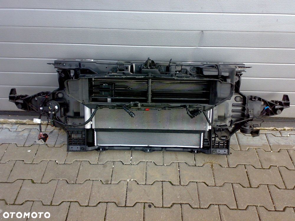 genesis g70 2022 2023 - pas przedni wzmocnienie chłodnice chłodnica roleta - 1
