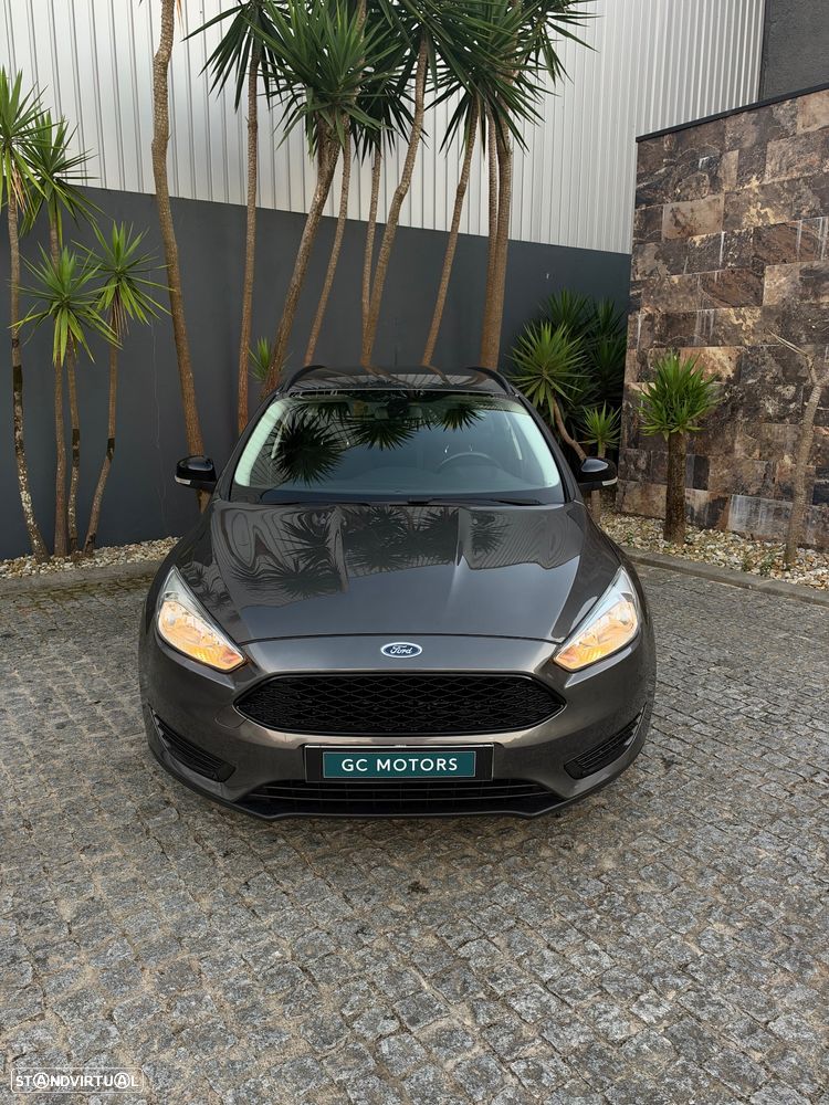 Ford Focus 1.0 EcoBoost S&S SYNC Edition - 4