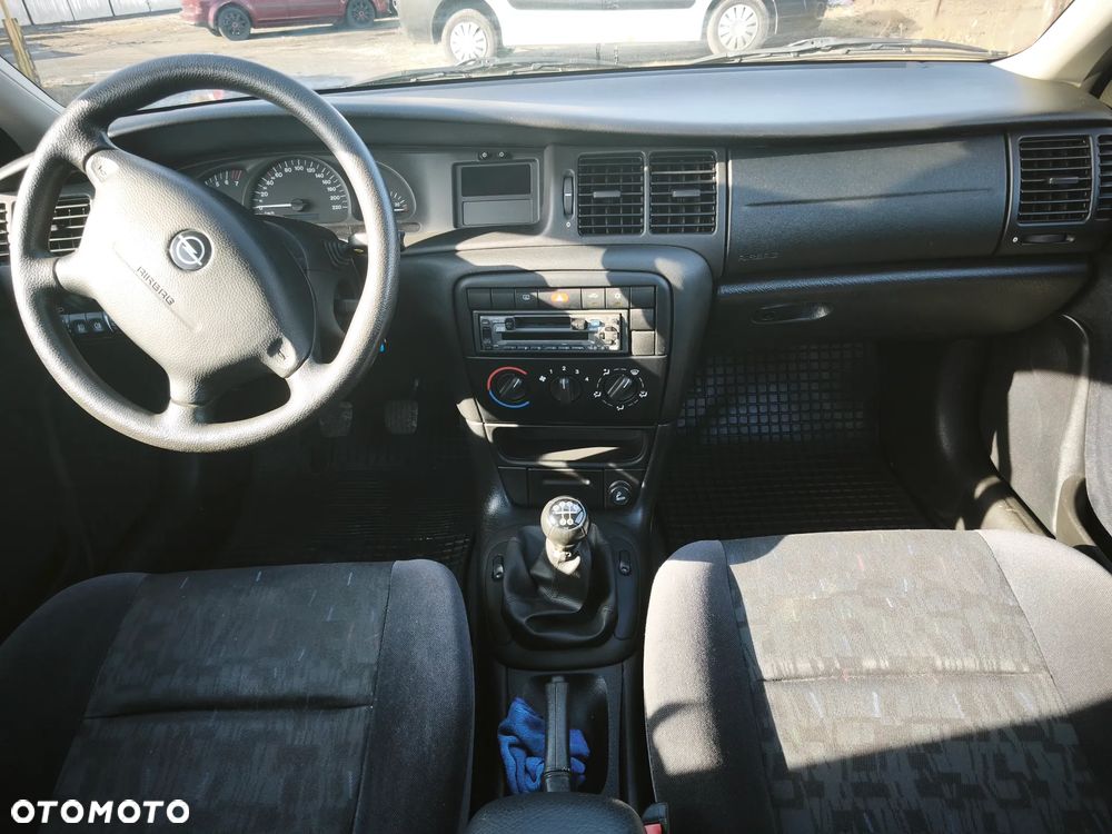 Opel Vectra 1.8 CD Exklusiv - 10