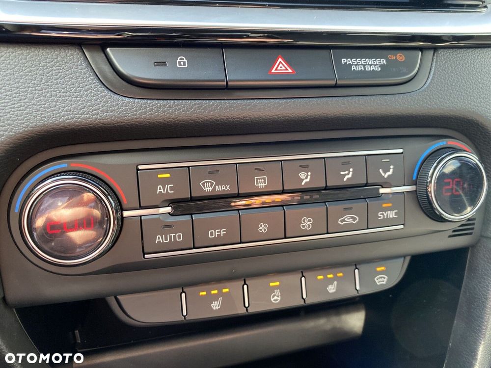 Kia Ceed - 26