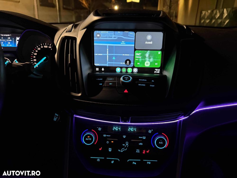 Ford Kuga 1.5 EcoBoost 2WD Titanium - 8