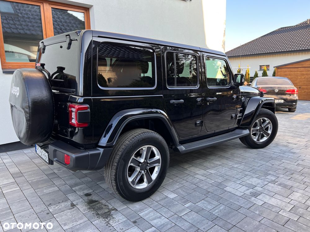 Jeep Wrangler Unlimited GME 2.0 Turbo Sahara - 25