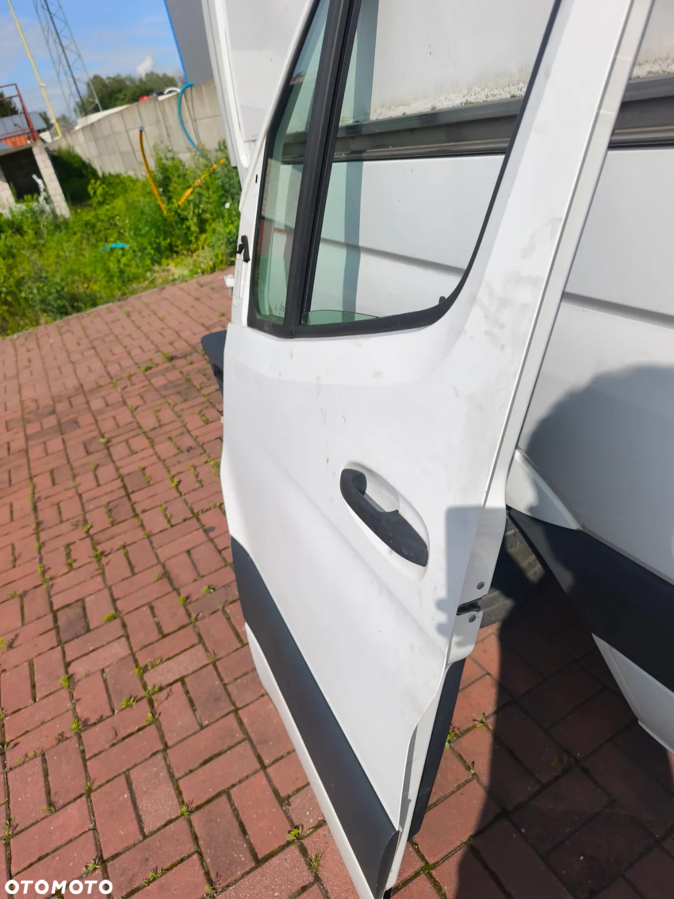 Drzwi lewy przód kierowcy Mercedes-Benz Sprinter w907 w910 2018-2025 białe - 2