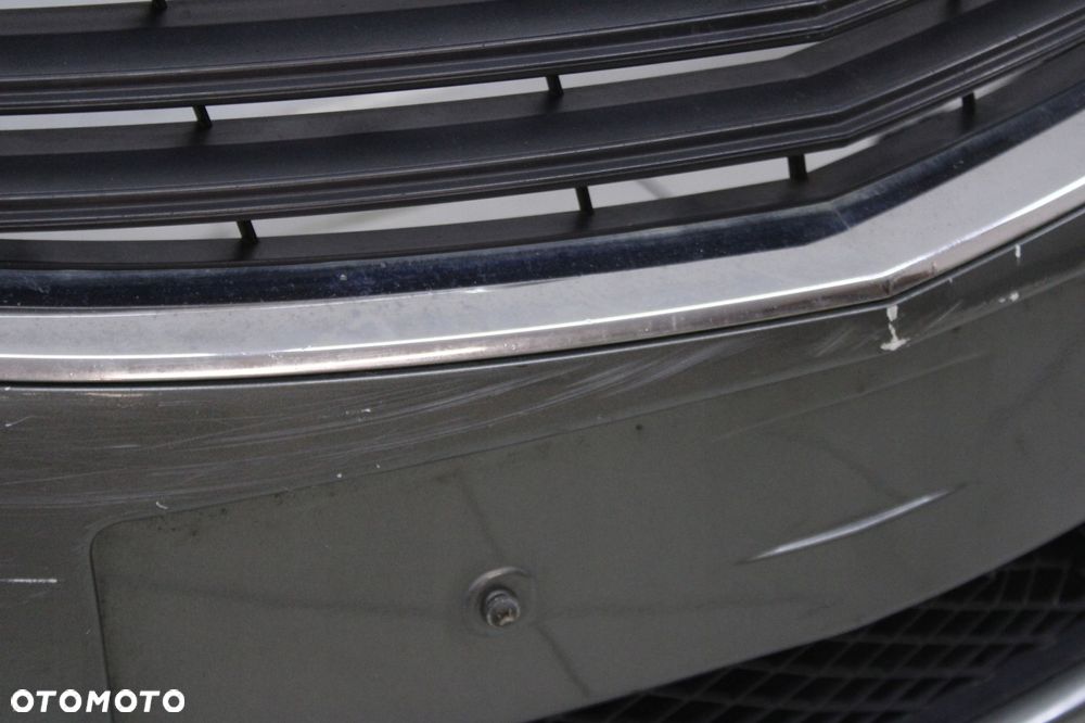 OPEL INSIGNIA A LIFT 13R- ZDERZAK PRZÓD PRZEDNI Z10E - 8