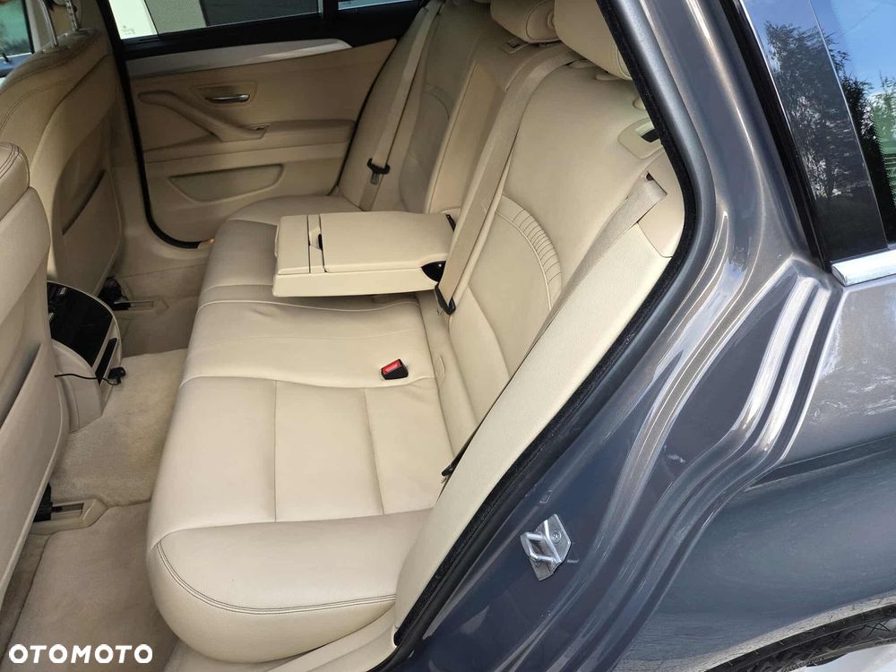 BMW Seria 5 520d Efficient Dynamics Edition Luxury Line - 14