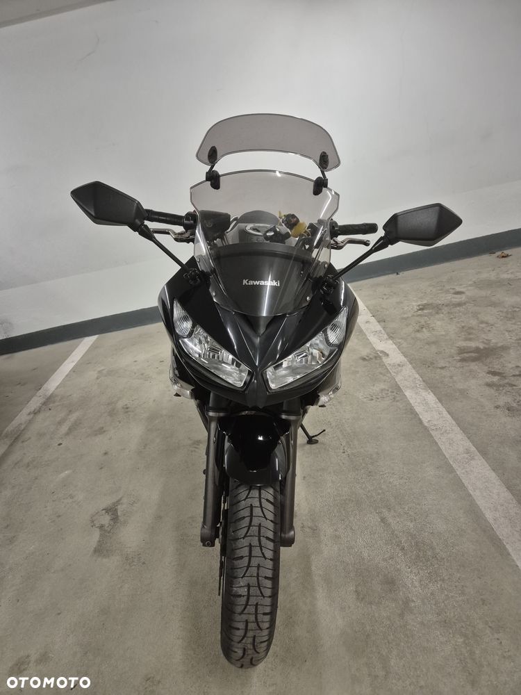Kawasaki ER - 9