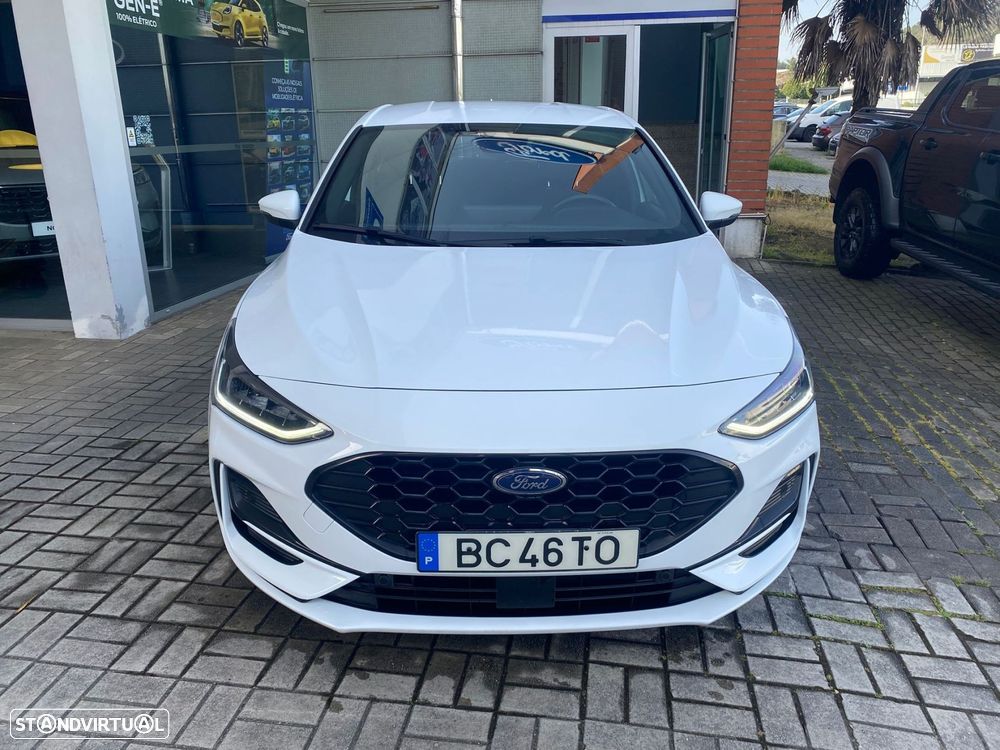 Ford Focus 1.0 EcoBoost MHEV ST-Line - 2