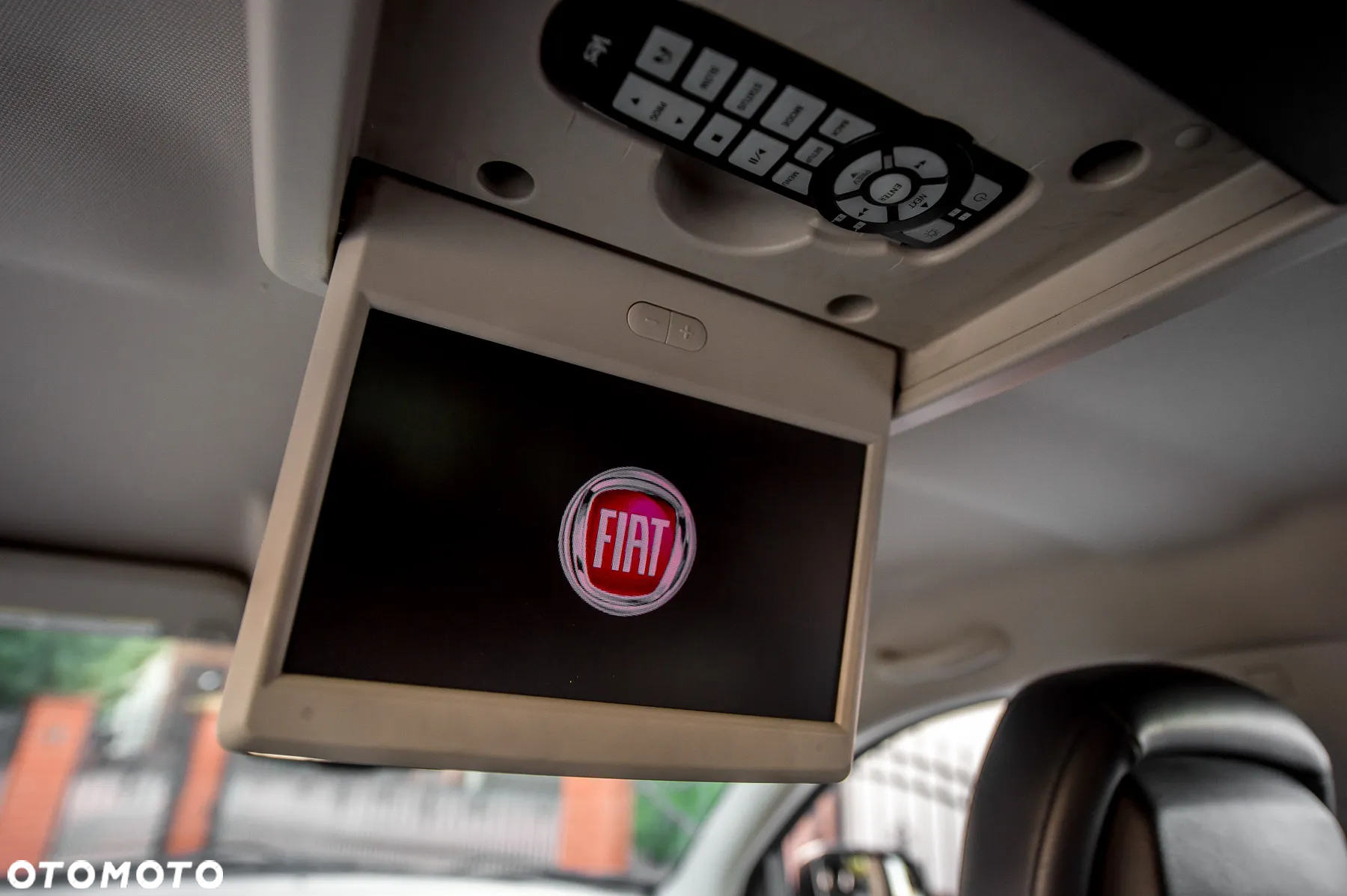 Fiat Freemont 3.6 V6 Lounge - 24