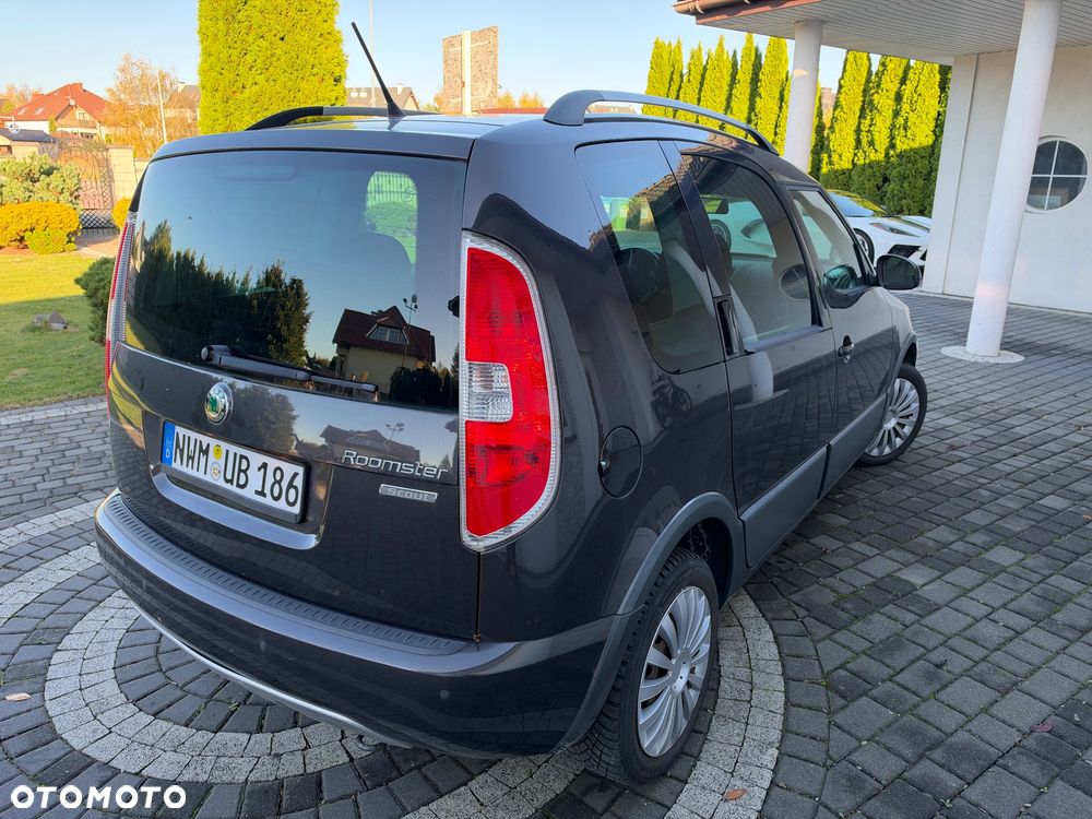 Skoda Roomster 1.6 TDI DPF Scout PLUS EDITION - 6