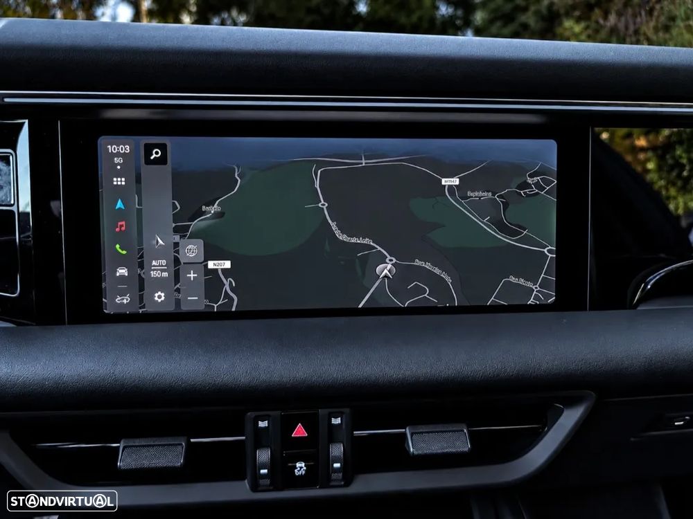Porsche Macan Electric 4 - 22