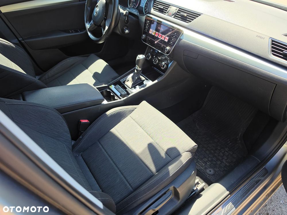Skoda Superb 2.0 TDI Ambition DSG7 - 10