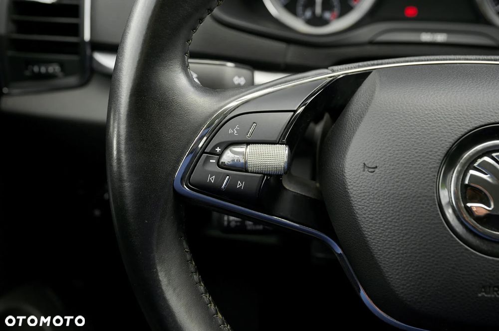 Skoda Karoq 1.6 TDI 4x2 Style DSG - 38