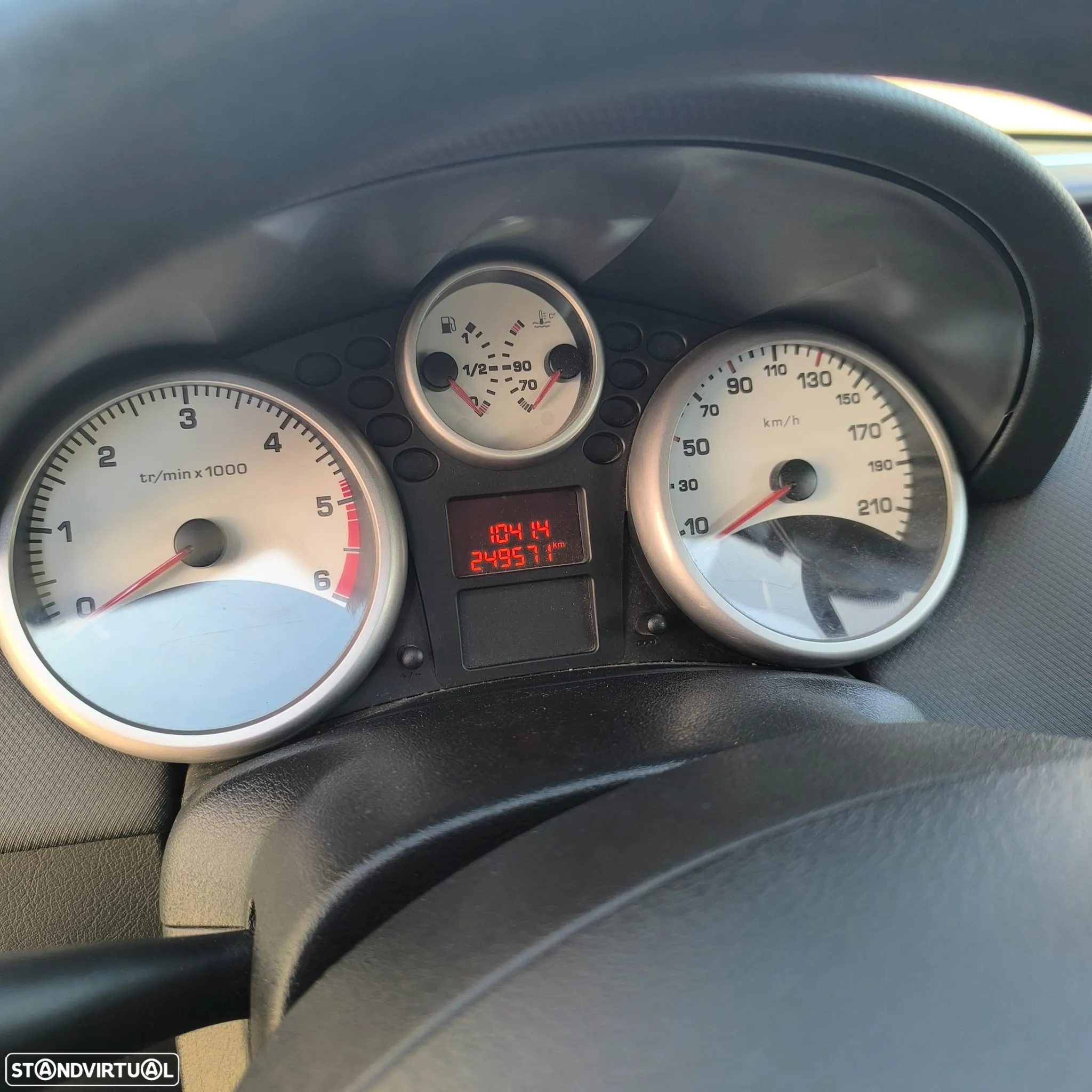 Peugeot 207 - 6