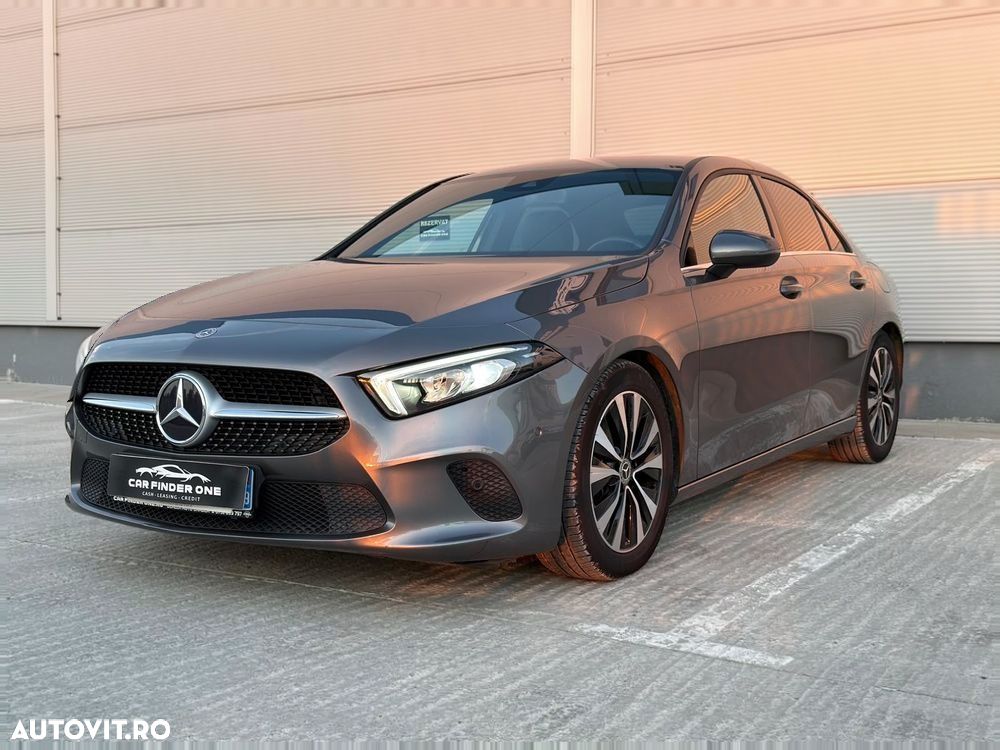 Mercedes-Benz A 180 d Sedan 8G-DCT Style - 3