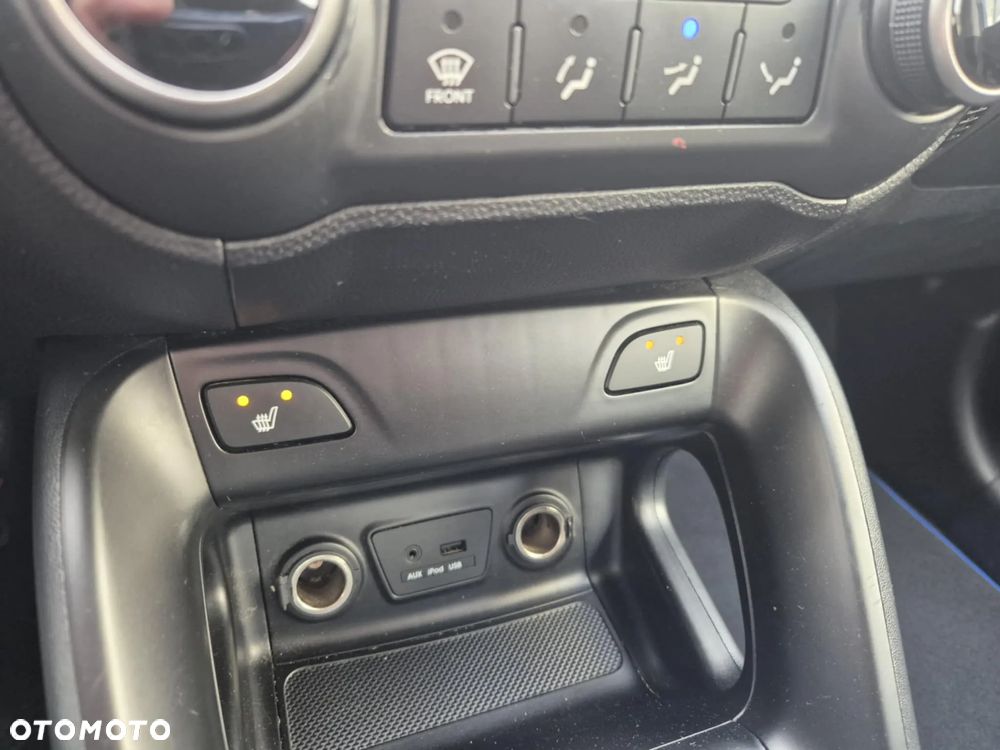 Hyundai ix35 1.7 CRDi 2WD blue Comfort - 14