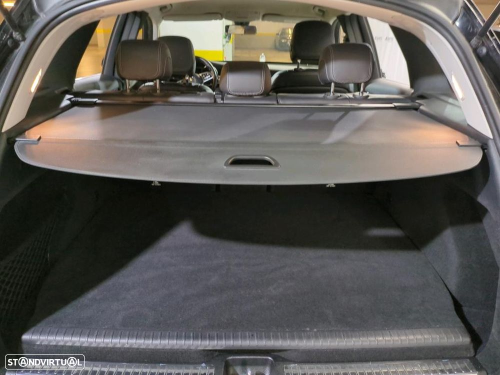 Mercedes-Benz GLC 300 e 4Matic - 12