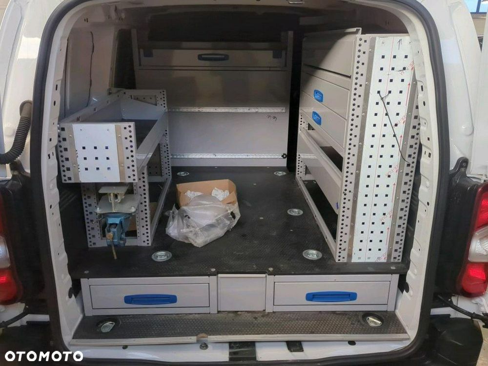 Toyota Proace City - 10
