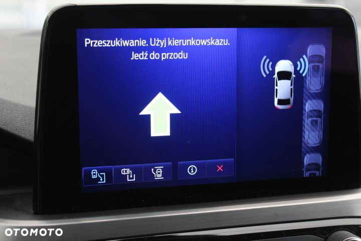 Ford Kuga 2.5P PHEV FWD Titanium X - 34