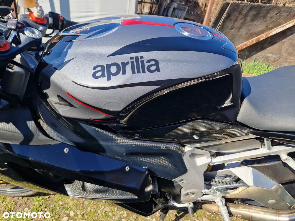 Aprilia RSV - 22