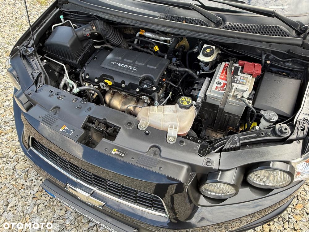 Chevrolet Aveo 1.4 16V LS - 11