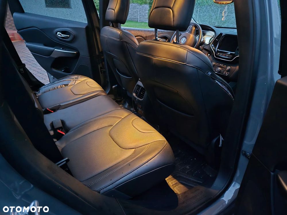 Jeep Grand Cherokee 3.6 V6 Limited - 12