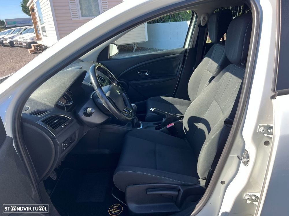 Renault Megane 1.5 dCi Confort SS - 5