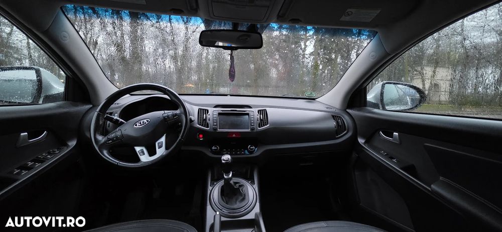 Kia Sportage 2,0 CRDI AWD Dream-Team Edition - 9