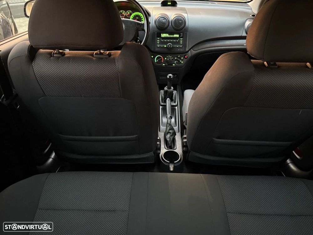Chevrolet Aveo 1.2 LS - 17