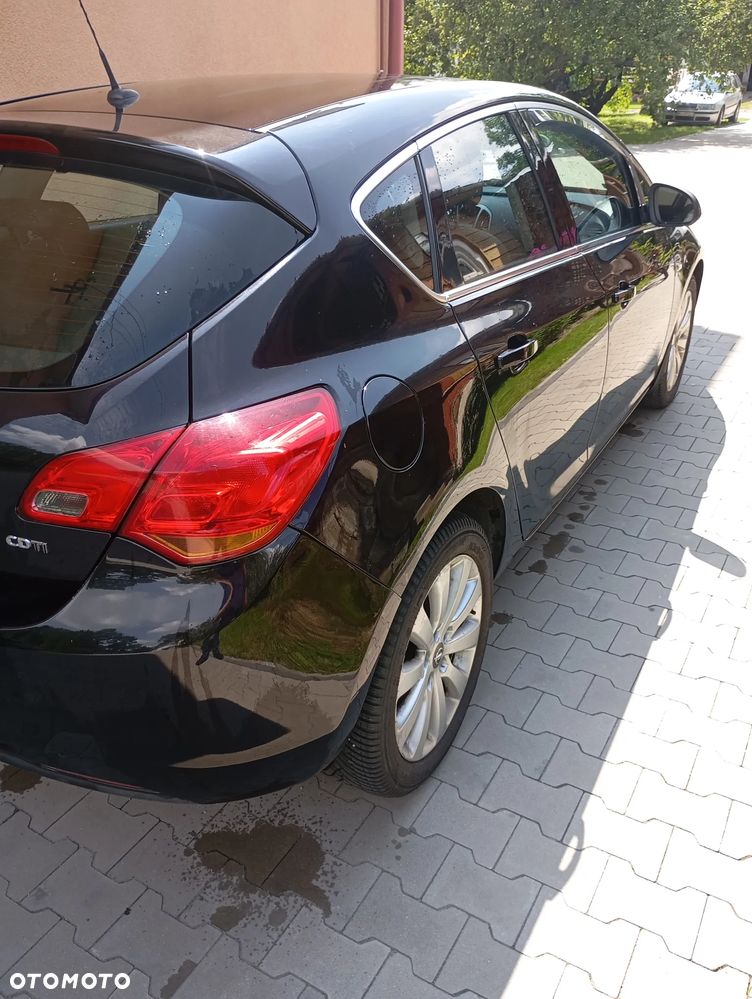 Opel Astra 1.7 CDTI ecoFLEX - 4