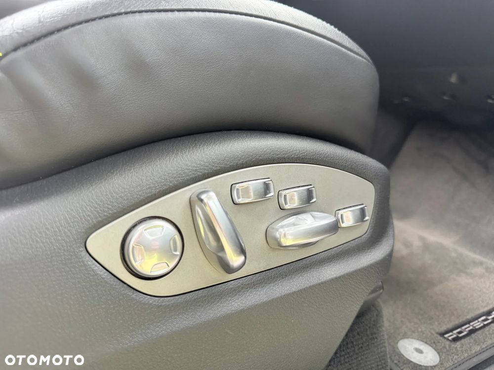Porsche Cayenne Diesel - 36